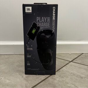 JBL CHARGE ESSENTIAL NEW portable speaker